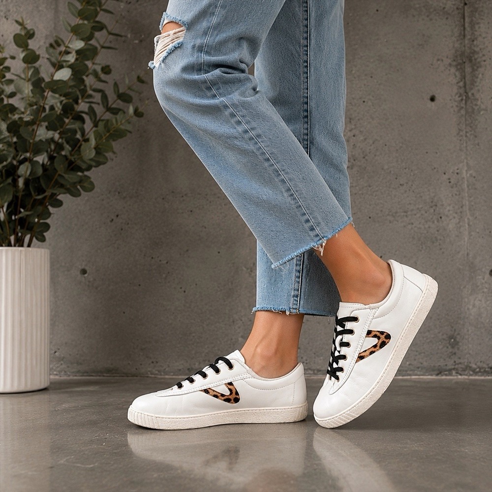 Tretorn Nylite Plus Leather Sneakers Womens 8 White Cheetah Lace Up